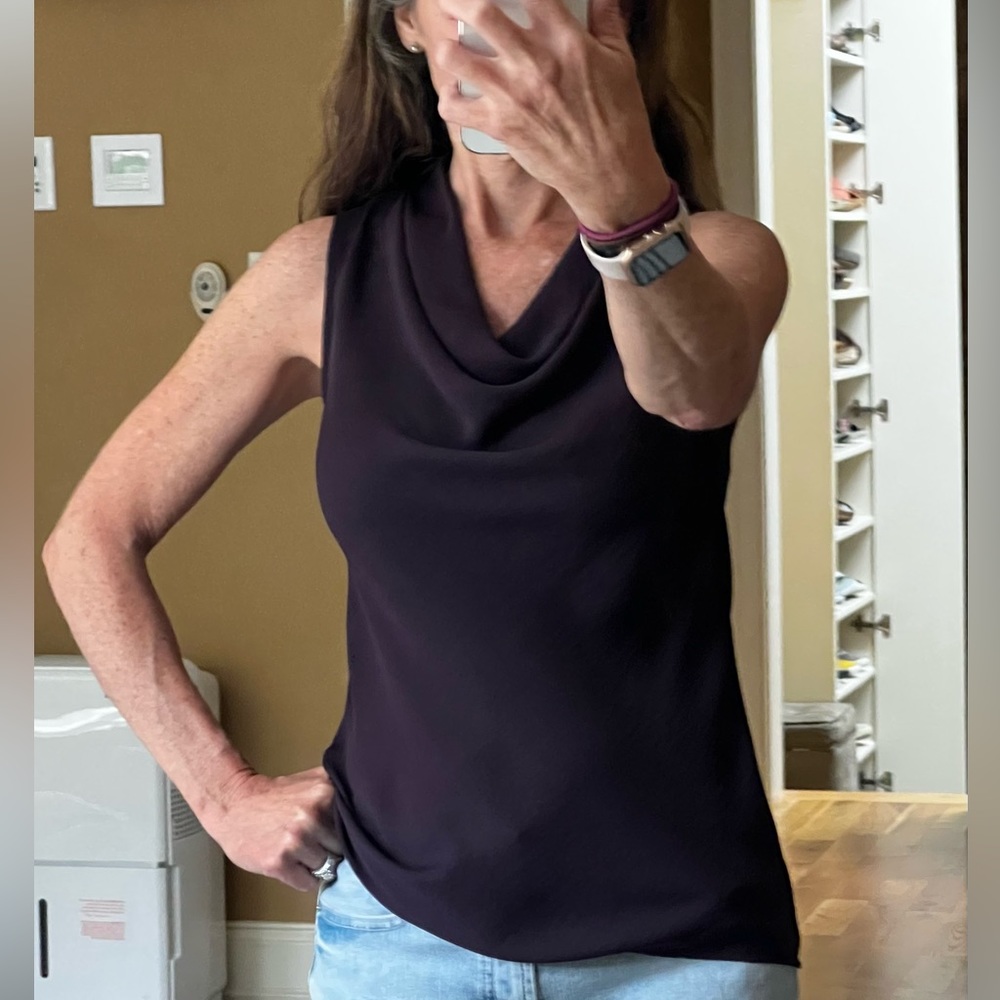 Banana Republic purple stylish tank top. XS.